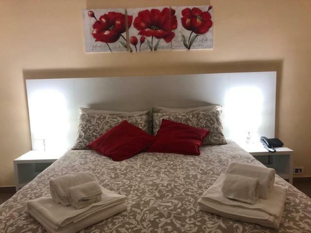 Hotel Villa Romana Пьяцца-Армерина Экстерьер фото